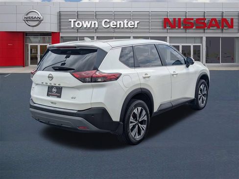 Certified 2023 Nissan Rogue SV FWD image 7