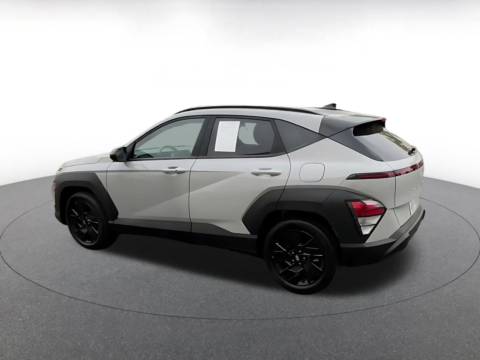 Used 2026 Hyundai Kona SEL Sport FWD image 8