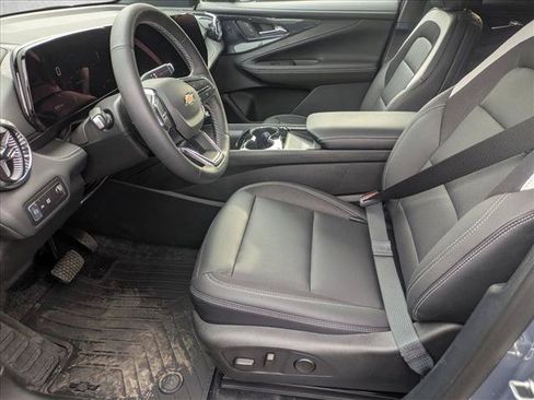 New 2026 Chevrolet Blazer EV LT w/ LPO, Blackout Package FWD image 4