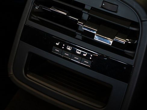 Used 2017 Maserati Quattroporte S GranLusso Q4 image 23