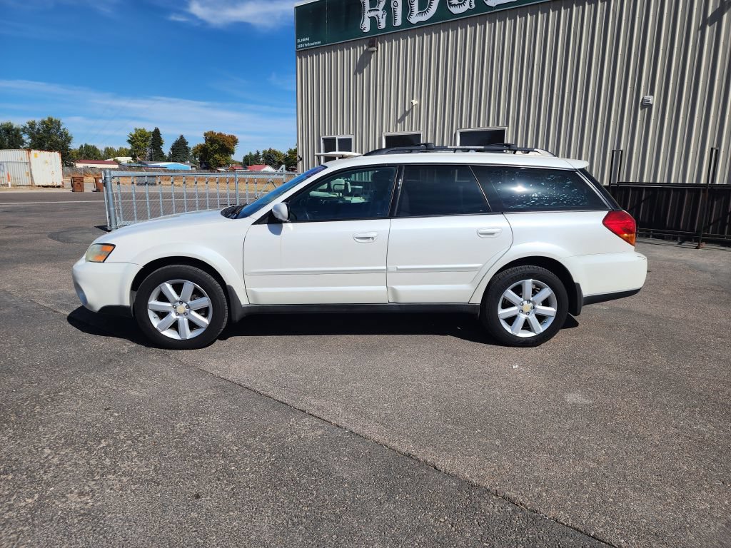 Used 2007 Subaru Outback 2.5i Limited w/ Popular Equipment Group 1D AWD/4WD image 2