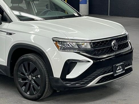 Used 2022 Volkswagen Taos S image 37