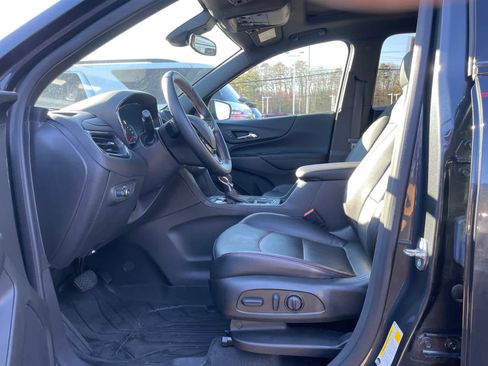Certified 2023 Chevrolet Equinox RS w/ RS Leather Package image 7