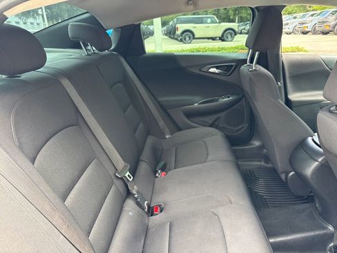 Used 2023 Chevrolet Malibu LS FWD image 28
