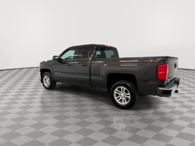 Used 2018 Chevrolet Silverado 1500 LT w/ All Star Edition AWD/4WD image 7