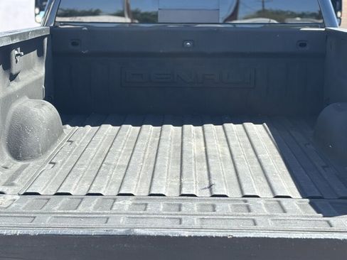 Used 2017 GMC Sierra 2500 Denali w/ Duramax Plus Package AWD/4WD image 6