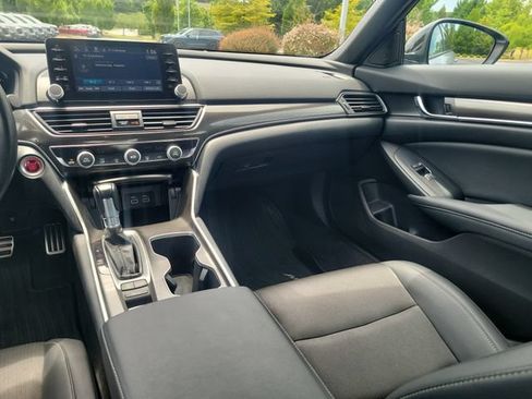 Certified 2022 Honda Accord Sport image 11