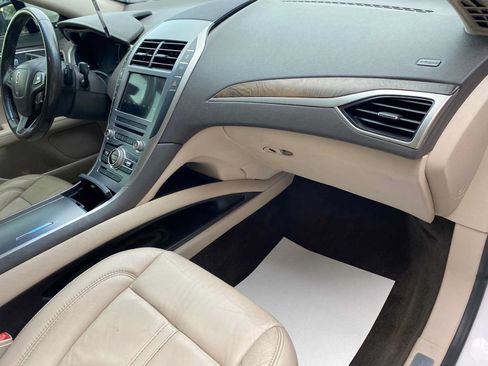 Used 2017 Lincoln MKZ Select FWD image 29
