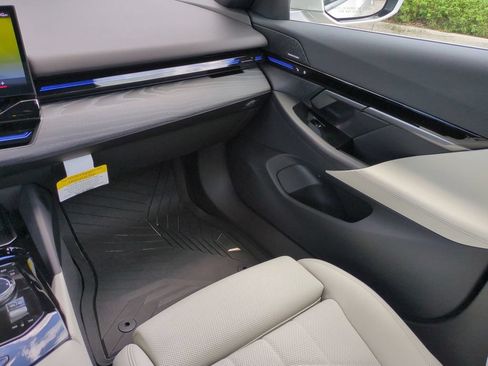 New 2026 BMW 530i w/ Premium Package RWD image 17