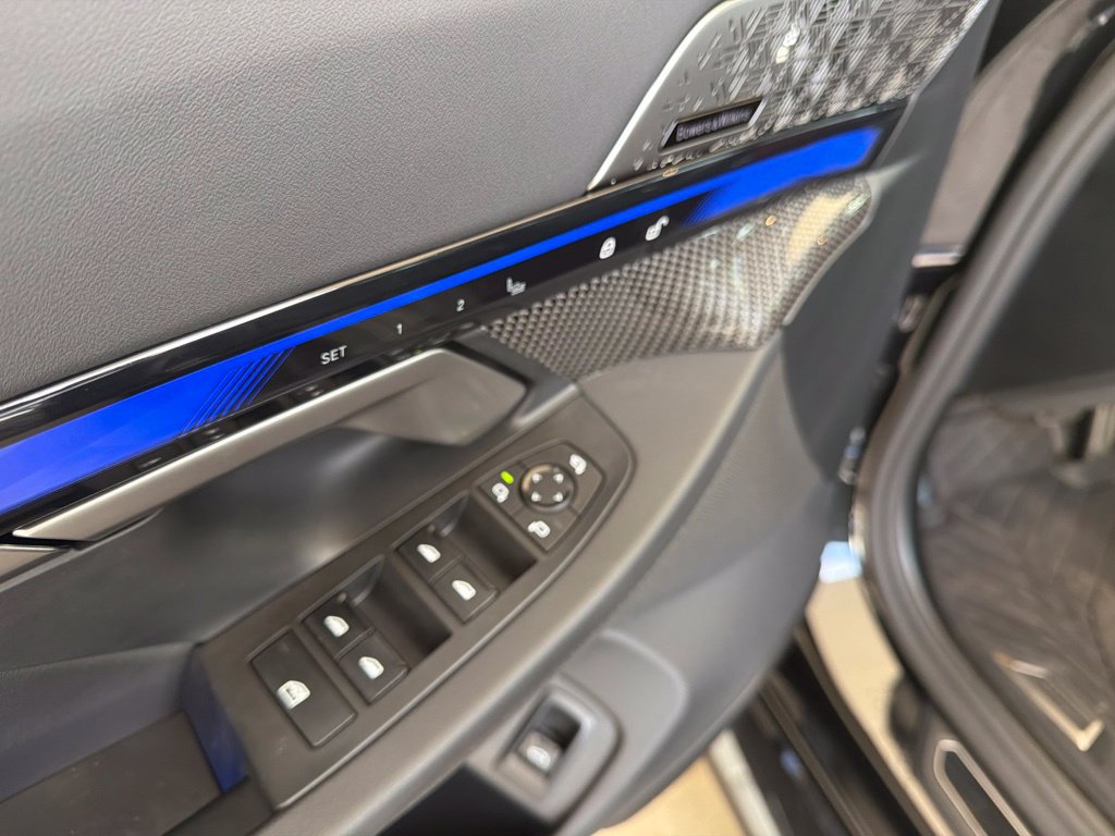 Used 2025 BMW M5 Touring AWD/4WD image 46