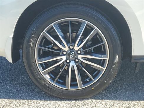 Used 2016 INFINITI QX60 Luxe w/ Deluxe Technology Package image 5