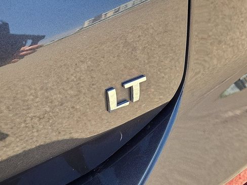 Used 2022 Chevrolet Equinox LT FWD image 13