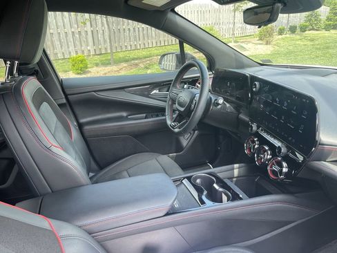 Used 2024 Chevrolet Blazer EV RS AWD/4WD image 29