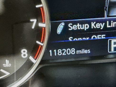 Used 2021 Nissan Maxima SR w/ Sport Mat Group FWD image 4