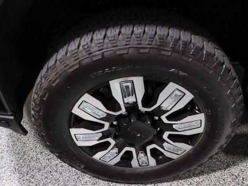 Used 2020 GMC Sierra 2500 Denali image 11