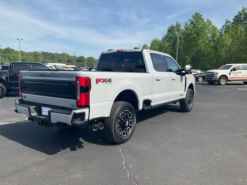 New 2026 Ford F250 Platinum AWD/4WD image 5