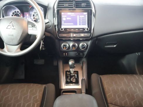 Used 2026 Mitsubishi Outlander Sport ES AWD/4WD image 27
