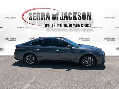 Used 2023 Hyundai Sonata SEL w/ Convenience Package FWD image 10