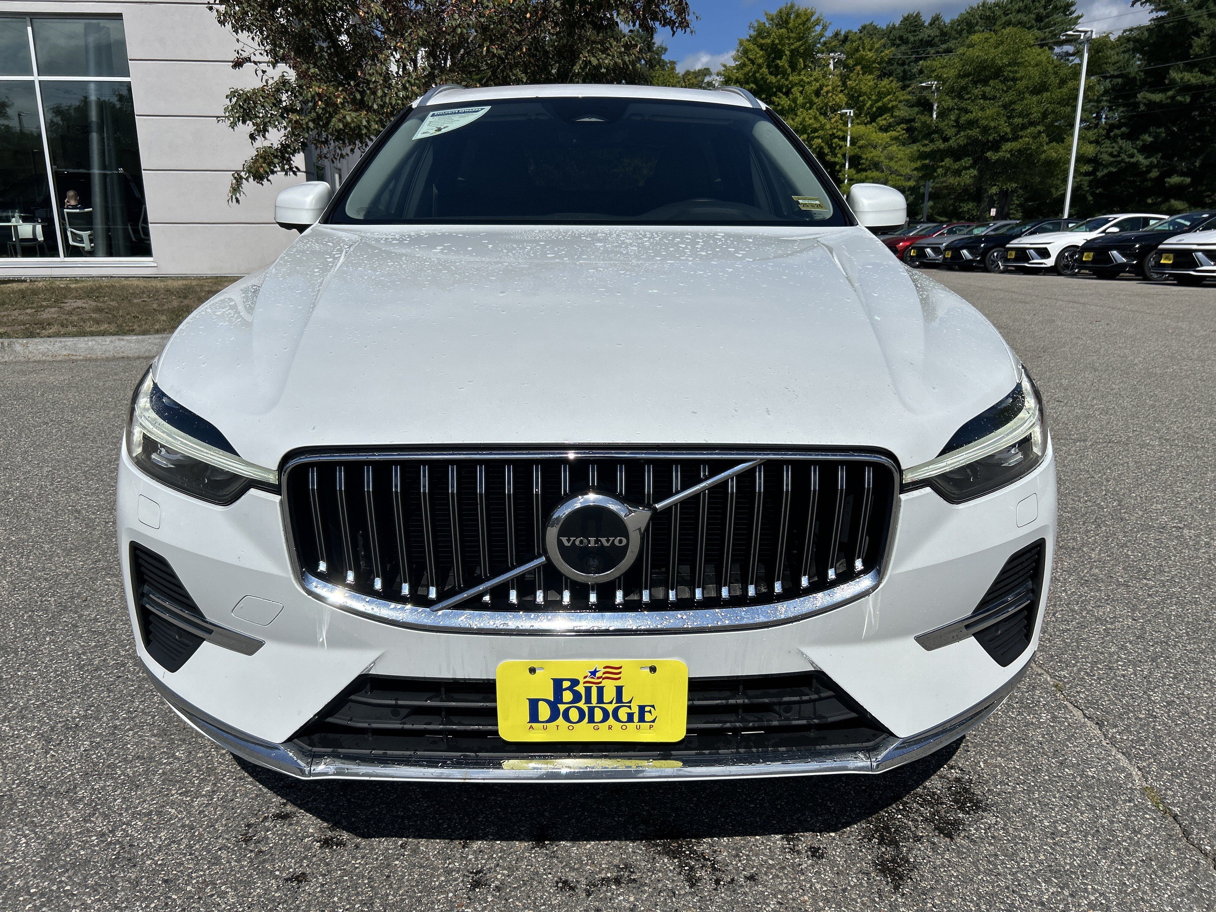 Used 2023 Volvo XC60 B5 Plus w/ Climate Package AWD/4WD image 2