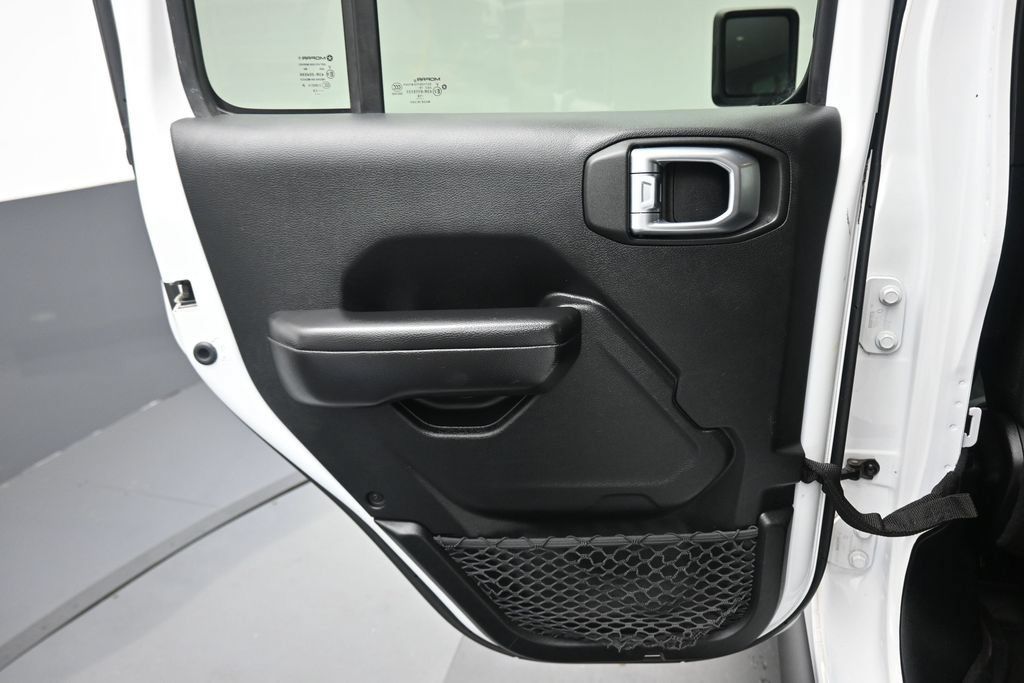 Used 2020 Jeep Gladiator Sport w/ Quick Order Package 24S AWD/4WD image 28