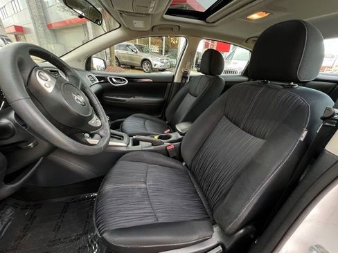 Used 2016 Nissan Sentra SV w/ Style Package image 7