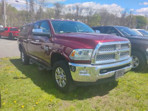 Used 2018 RAM 2500 Laramie w/ Convenience Group AWD/4WD image 2