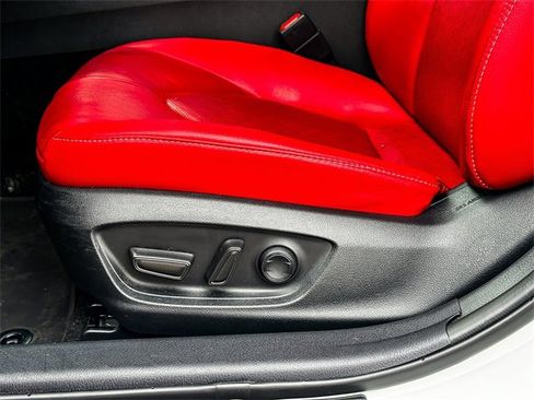 Used 2023 Toyota Camry XSE image 13