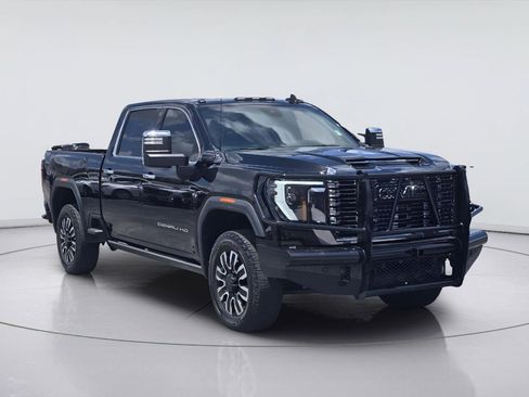 Used 2024 GMC Sierra 2500 Denali Ultimate w/ Max Trailering Package AWD/4WD image 3
