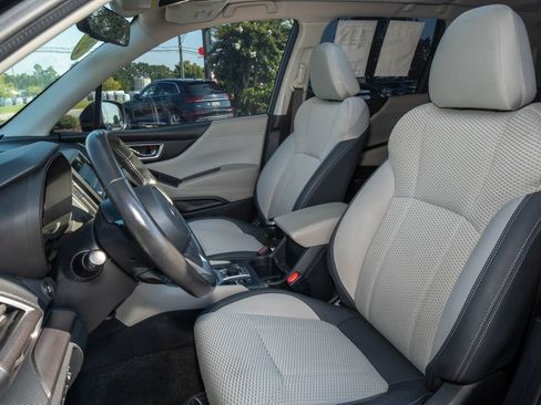 Used 2021 Subaru Forester Premium w/ Popular Package #1 AWD/4WD image 16
