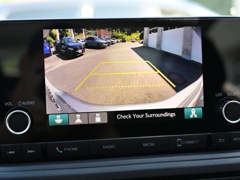 Used 2024 Honda Accord EX image 23