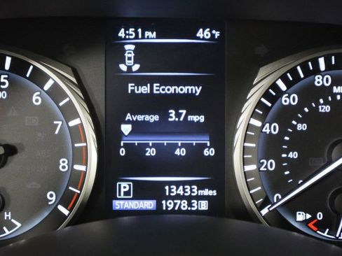 Used 2023 INFINITI Q50 Sensory image 37