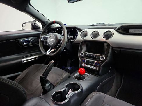 Used 2015 Ford Mustang GT Premium image 23