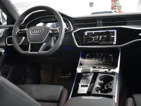 New 2025 Audi RS 7 Performance image 21