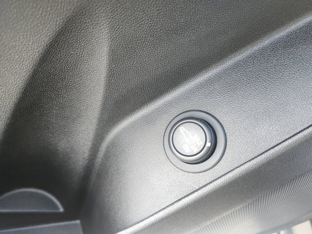 Certified 2024 Chevrolet Equinox LT w/ LPO, Floor Liner Package FWD image 16