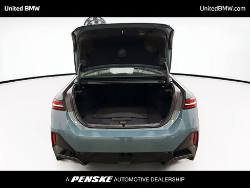 Used 2025 BMW i5 xDrive40 w/ Executive Package image 14