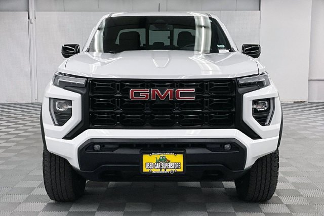Used 2024 GMC Canyon Elevation w/ Convenience Package AWD/4WD image 4
