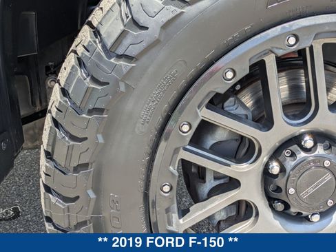 Used 2019 Ford F150 Raptor w/ Equipment Group 802A Luxury AWD/4WD image 14