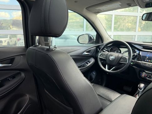 Used 2021 Buick Encore GX Essence w/ Advanced Technology Package FWD image 39