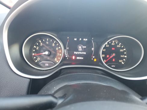 Used 2019 Jeep Compass Latitude FWD image 17