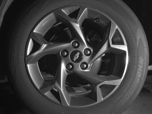 Used 2025 Chevrolet Trax LT image 14