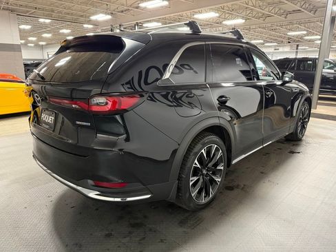 Used 2024 MAZDA CX-90 Plug-In Hybrid w/ Premium Pkg image 4