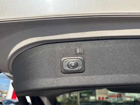 Used 2018 Ford Escape SEL AWD/4WD image 20