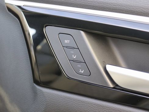 Used 2023 Mitsubishi Outlander SEL image 15