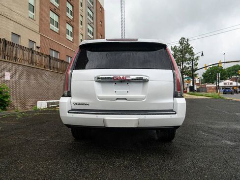 Used 2016 GMC Yukon Denali w/ Open Road Package AWD/4WD image 4
