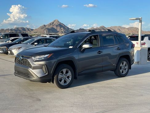 Used 2024 Toyota RAV4 XLE w/ Convenience Package AWD/4WD image 2