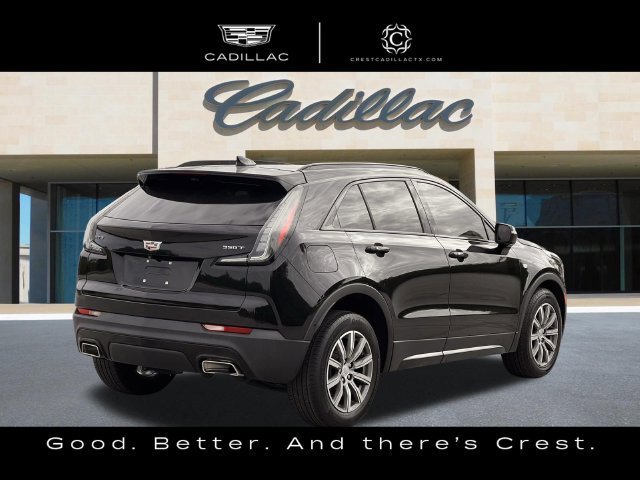 Used 2022 Cadillac XT4 Sport w/ Enhanced Visibility Package FWD image 9