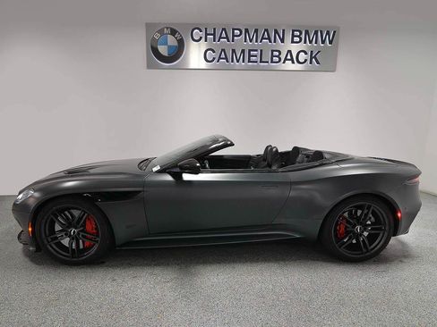 Used 2020 Aston Martin DBS Superleggera Volante RWD image 5
