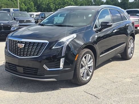 Used 2025 Cadillac XT5 Premium Luxury w/ Technology Package FWD image 1