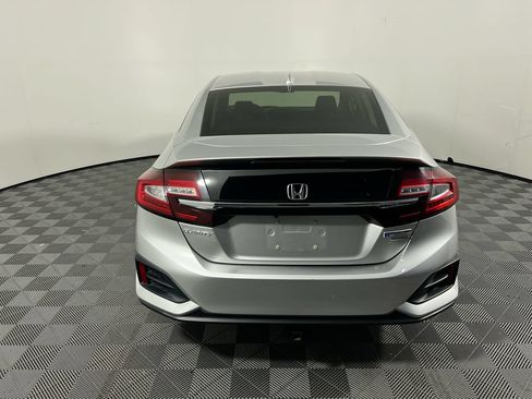 Used 2021 Honda Clarity Touring image 4