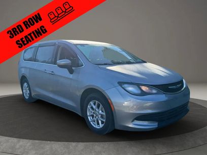 Used 2017 Chrysler Pacifica Touring